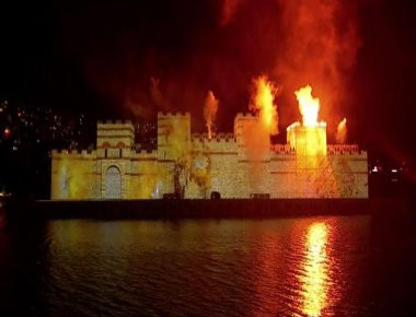 Επίδειξη ισχύος από τον Ρ.Τ. Ερντογάν με κιτς εορτασμούς για την άλωση της Κωνσταντινούπολης! (βίντεο)